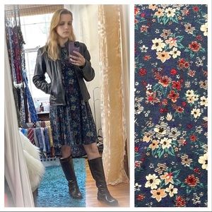 💕Beautiful Floral Lularoe Carly Swing Dress💕